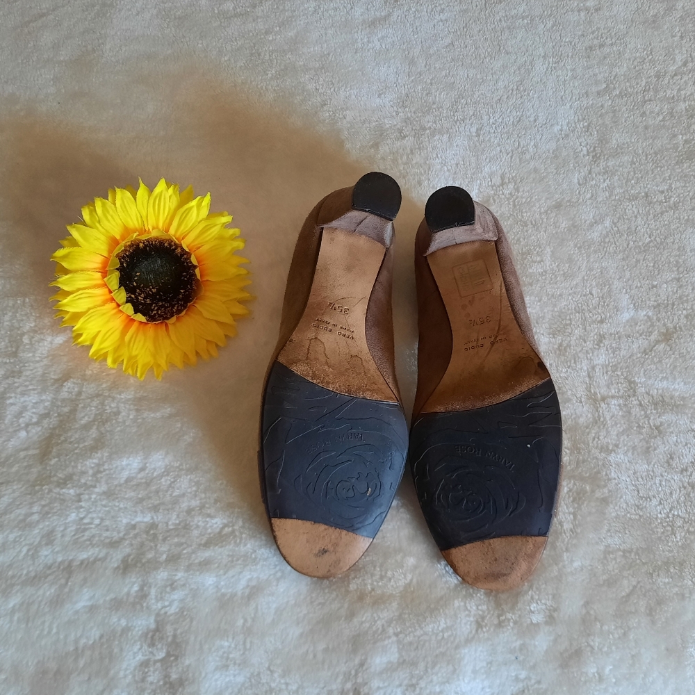 Taryn Rose_suede - Picture 5 of 7